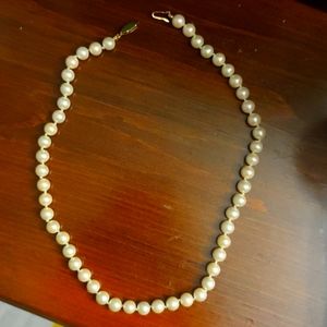 Vintage pearl necklace